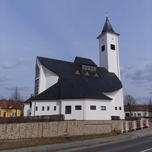 Kostel Suchá Loz 03.jpg